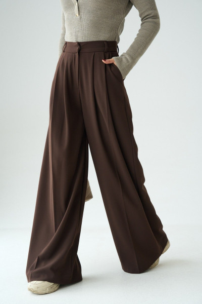 Kahverengi Bol Kesim Pileli Kadın Pantolon