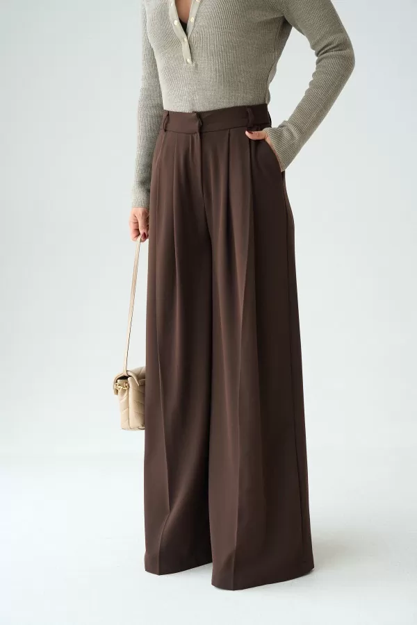 Kahverengi Bol Kesim Pileli Kadın Pantolon