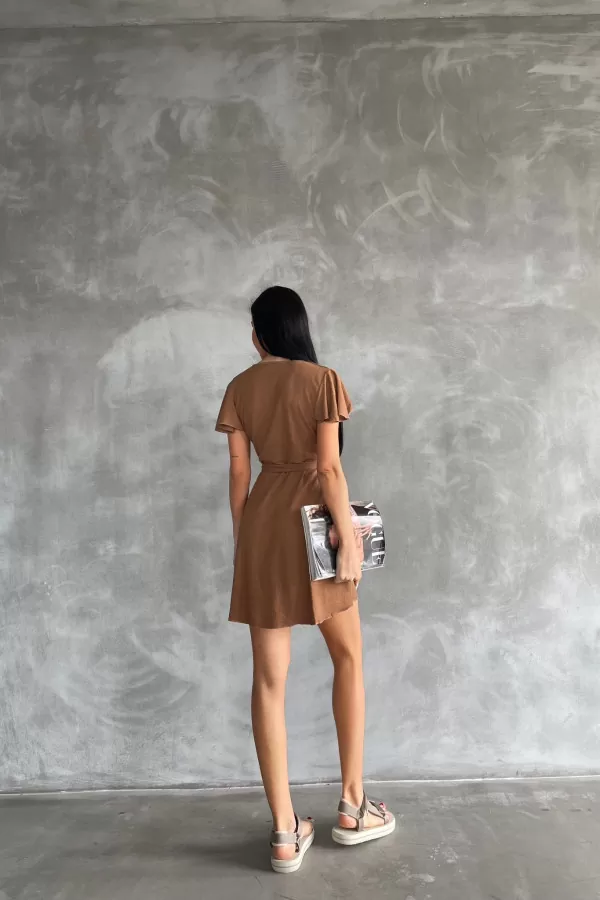Kahverengi Bürümcük Kumaş Kısa Elbise