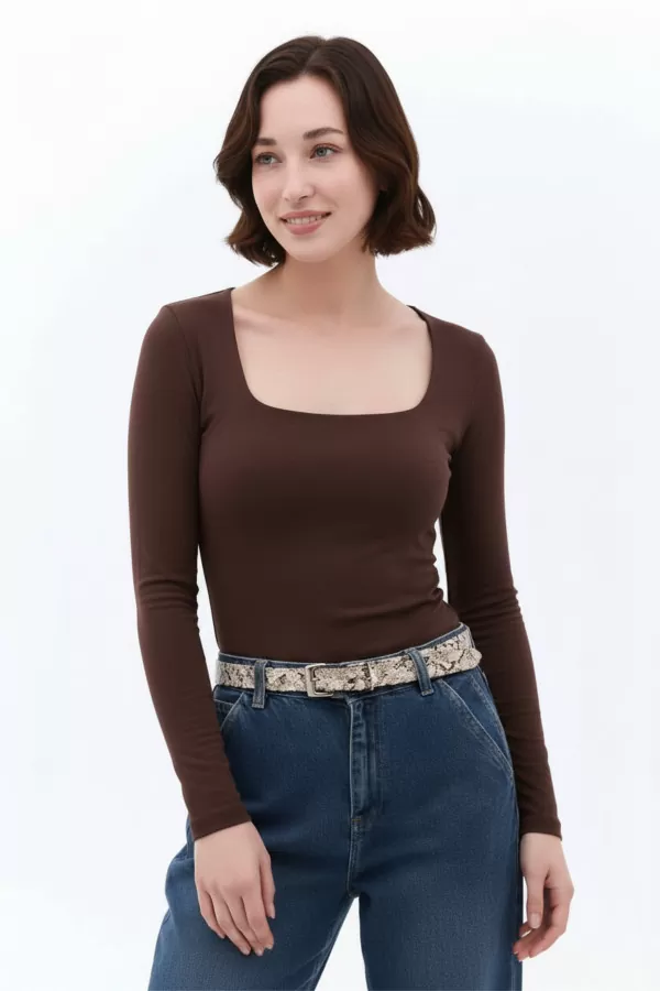 Kahverengi Buzzy Kumaş Kare Yaka Body