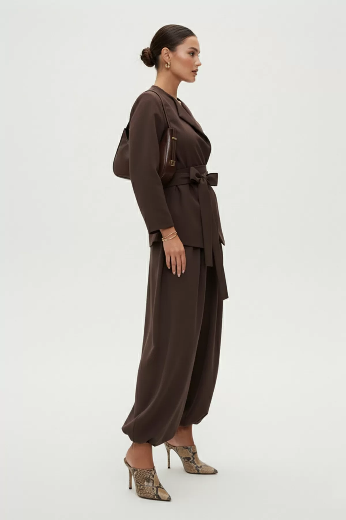 Kahverengi Ceket-Bluz Şalvar-Pantolon Alt Üst Takım