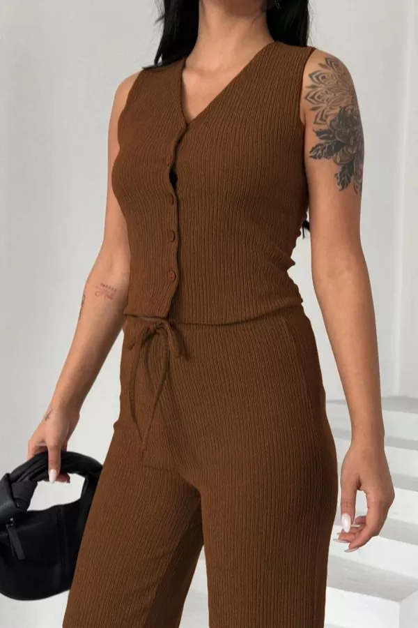 Kahverengi Pantolon Bluz Alt Üst Takım