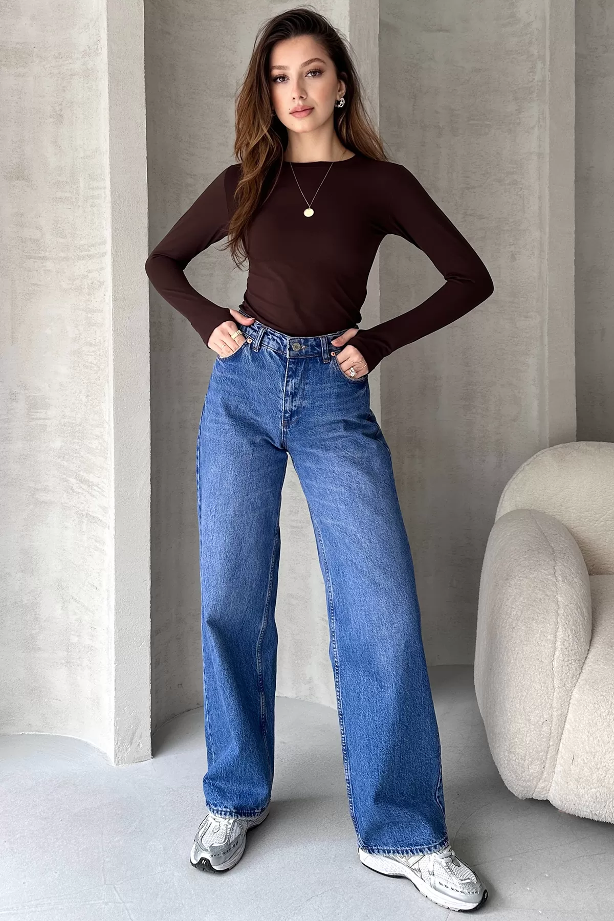 Kahverengi Parmak Geçirmeli Bluz