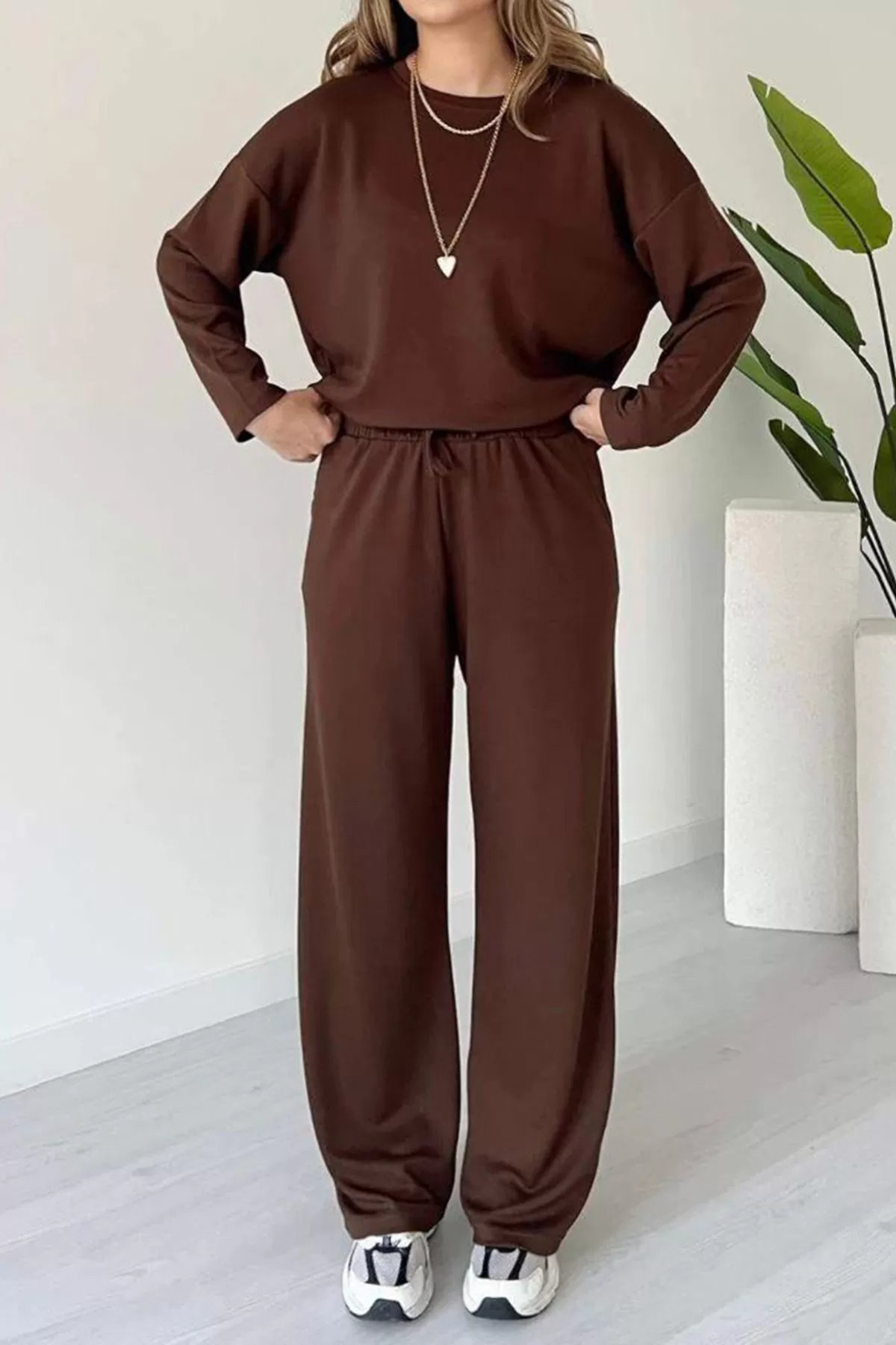 Kahverengi Rahat Kesim Kadın Alt Üst Takım