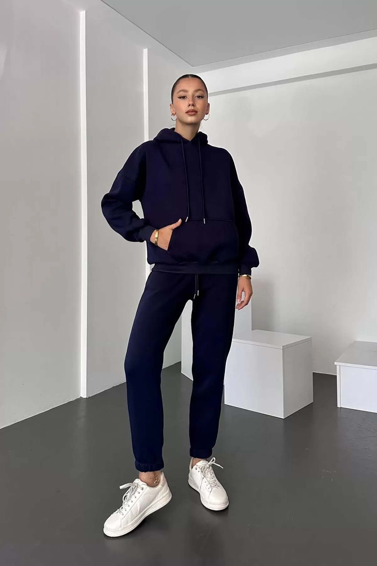 Kapüşonlu Koyu Lacivert Kadın Alt Üst Takım