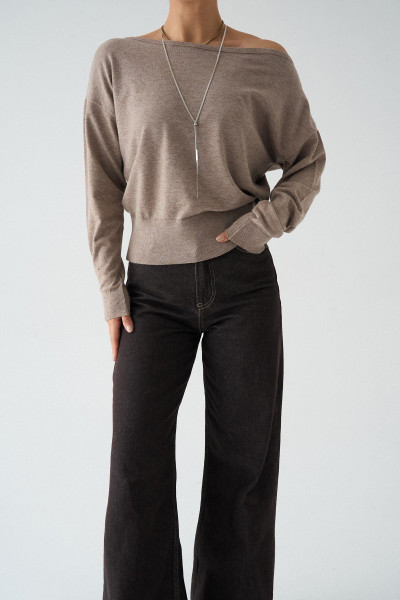 Kayık Yaka Bej Kadın Kazak