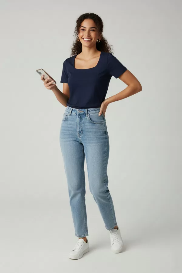 Kısa Kollu Kare Yaka Lacivert Modal Kadın Tişört