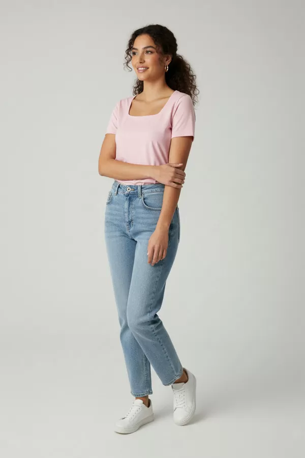 Kısa Kollu Kare Yaka Pembe Modal Kadın Tişört