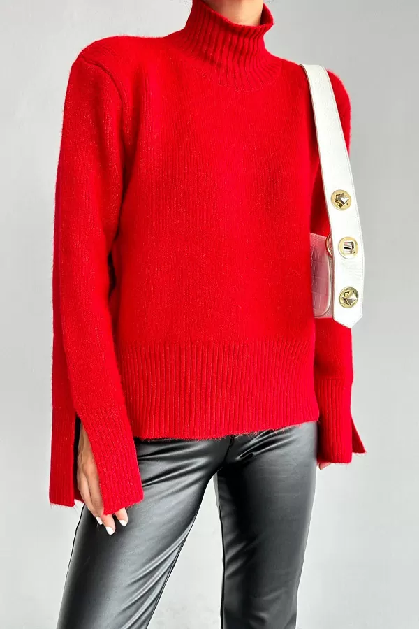 Kolları Yırtmaçlı Balıkçı Yaka Kırmızı Triko Kadın Kazak