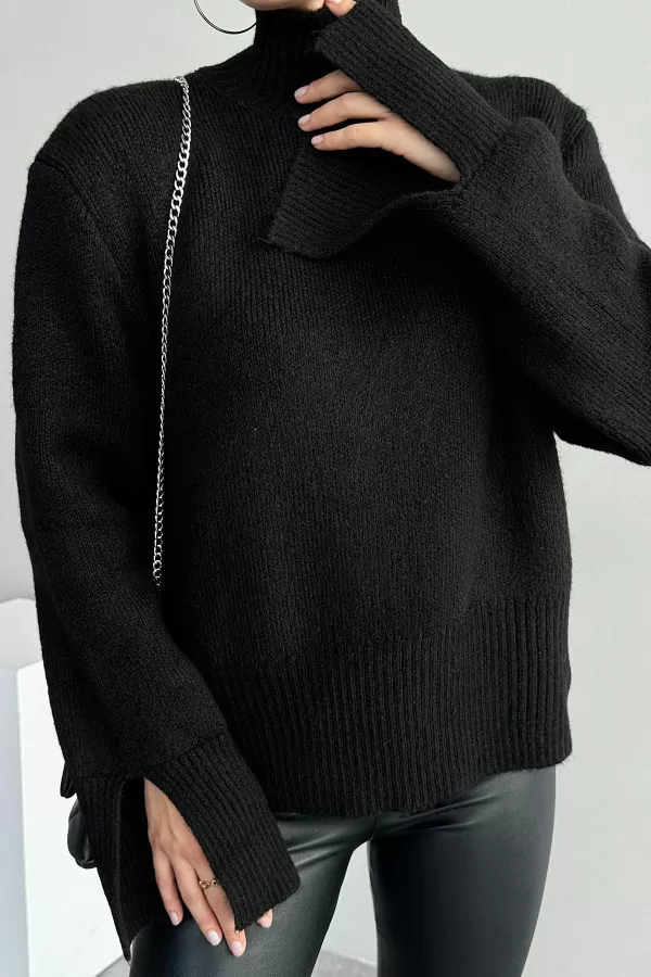 Kolları Yırtmaçlı Balıkçı Yaka Siyah Triko Kadın Kazak