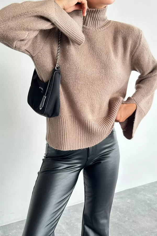 Kolları Yırtmaçlı Balıkçı Yaka Vizon Triko Kadın Kazak