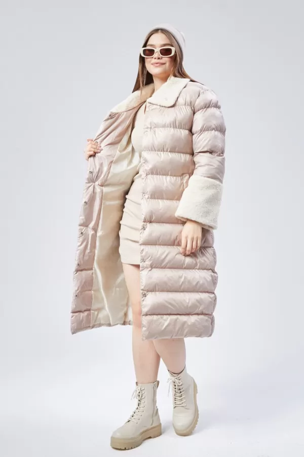 Kürklü Bej Kadın Kaban