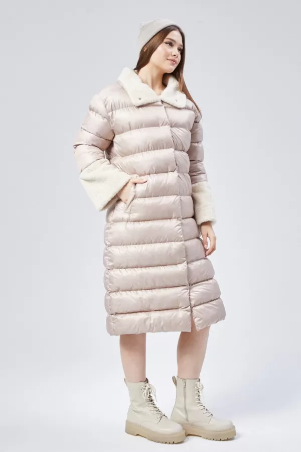 Kürklü Bej Kadın Kaban