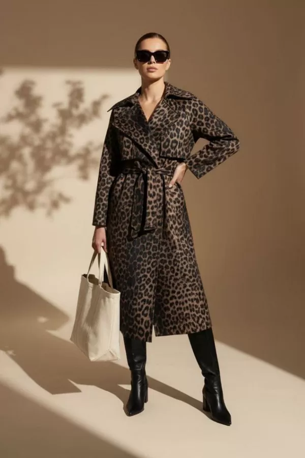 Leopar Desenli Kadın Trençkot