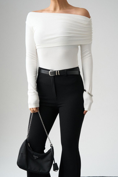 Madonna Yaka Ekru Örme Bluz