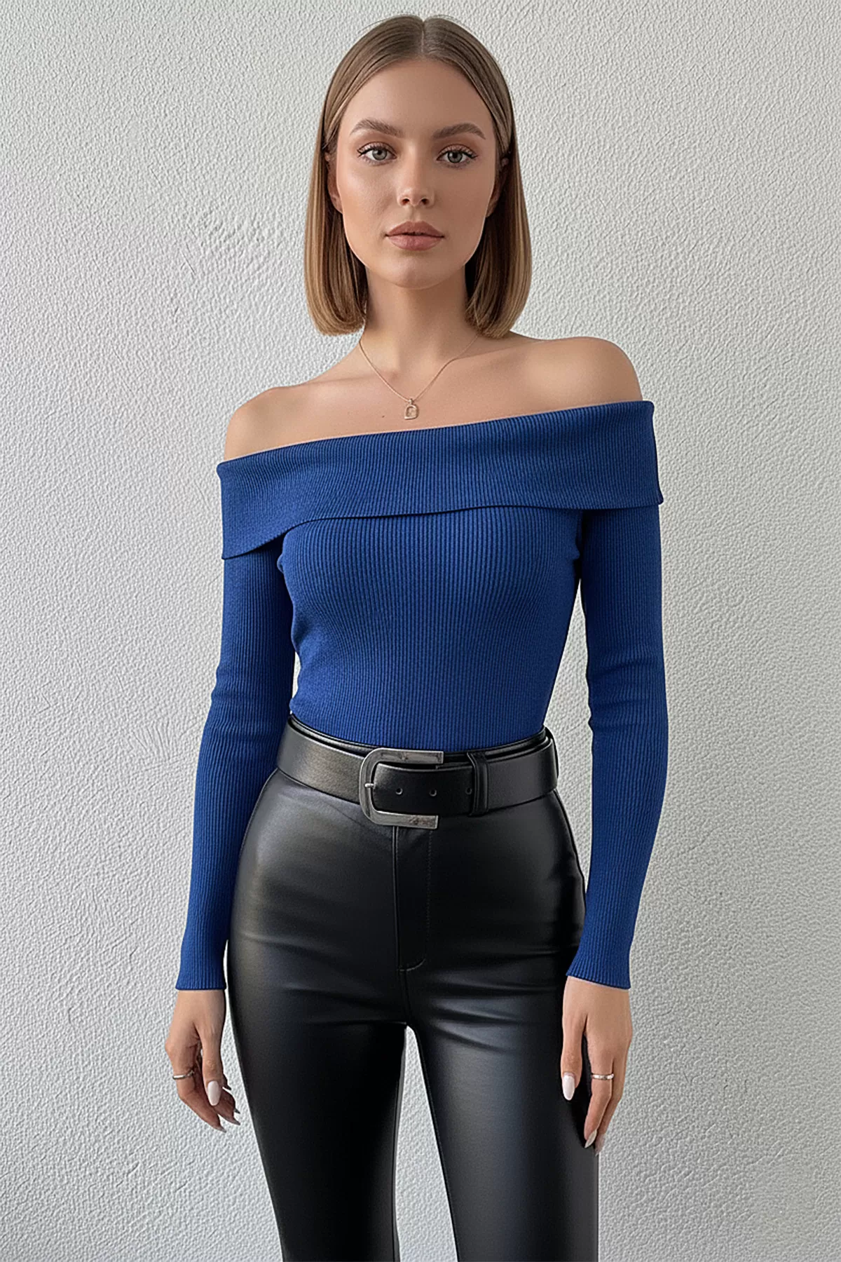 Madonna Yaka Saks Mavi Kaşkorse Bluz