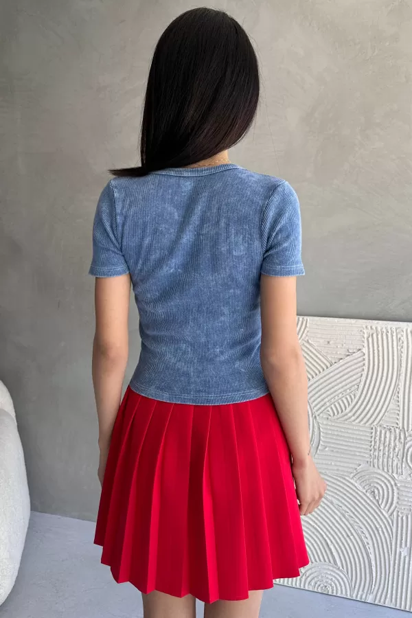 Mavi Yıkamalı Nakışlı Body