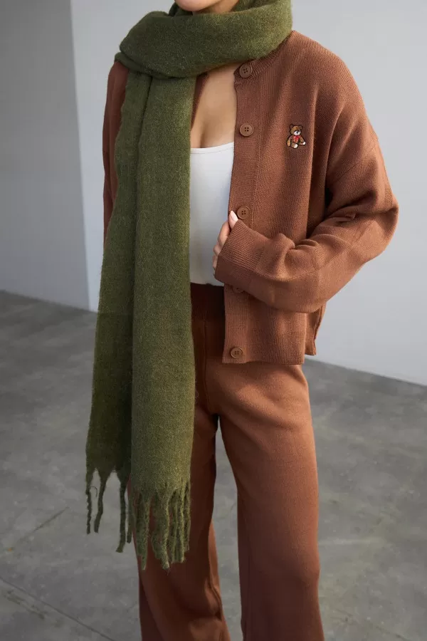 Nakış Detaylı Kahverengi Triko Kadın Hırka