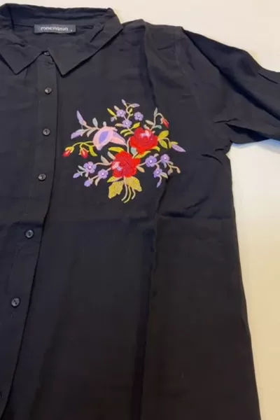 Nakış Detaylı Siyah Kadın Gömlek