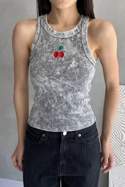 Nakışlı Açık Gri Yıkamalı Kaşkorse Body