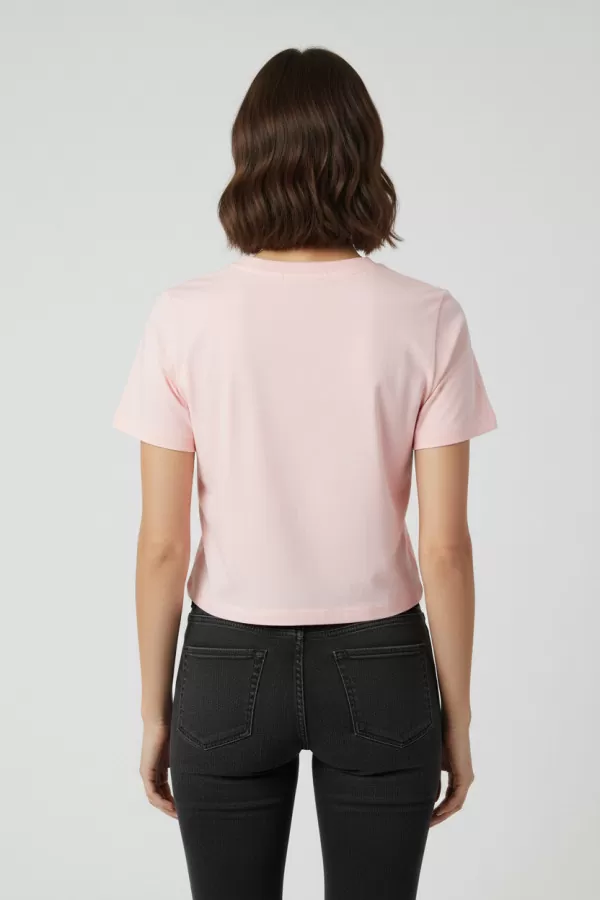 Nakışlı Pembe Pamuklu Kadın Crop Tişört