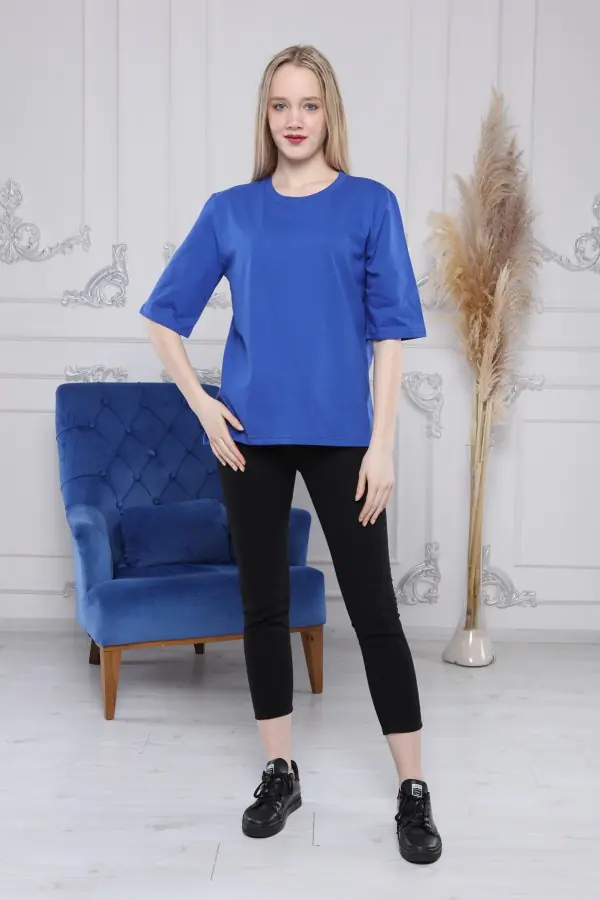 Pamuklu Saks Mavi Bisiklet Yaka Kadın Tişört