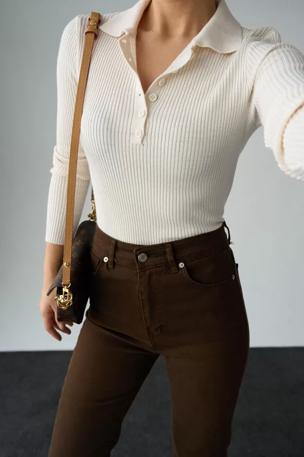 Polo Yaka 6 Düğmeli Krem Triko Kadın Kazak