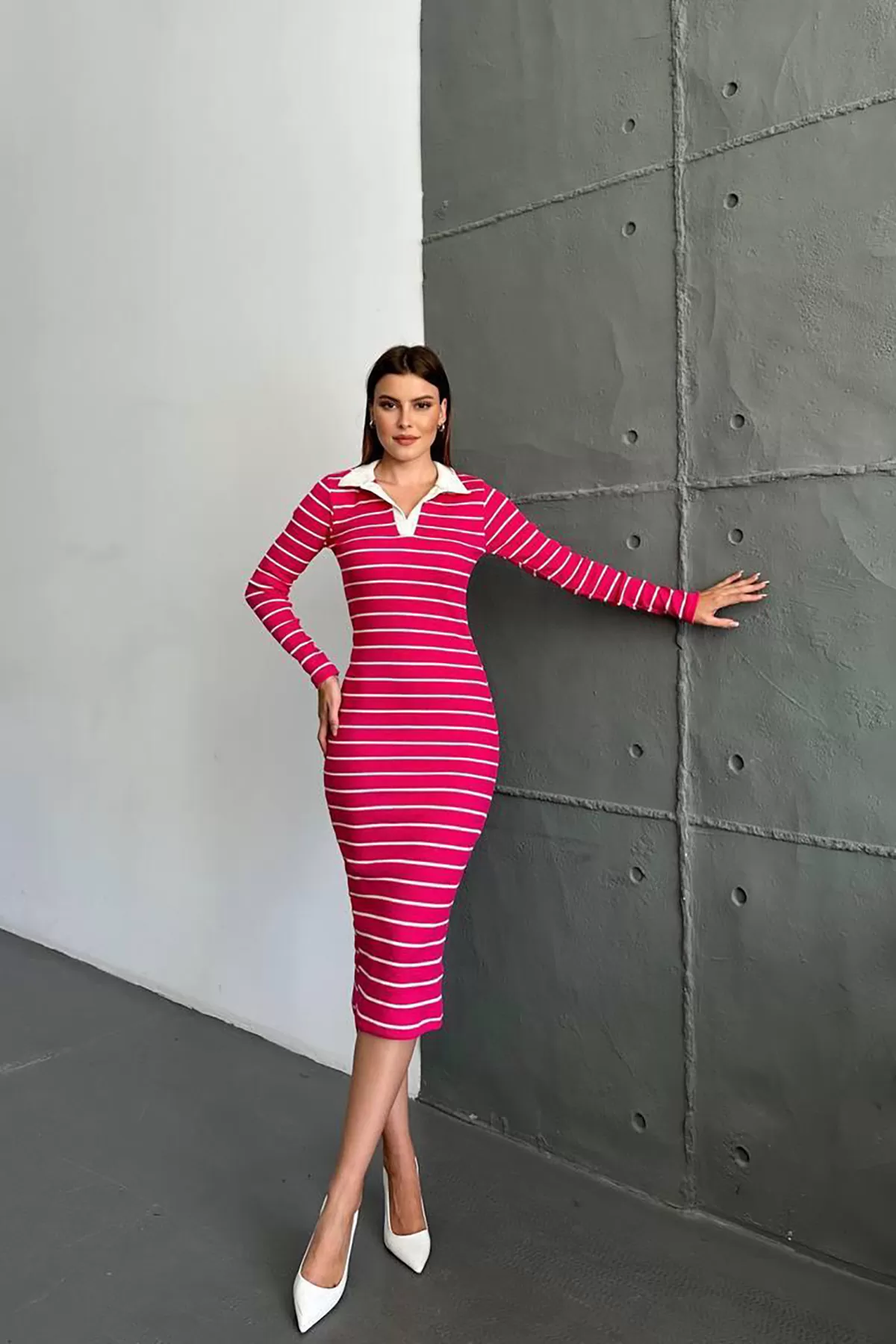 Polo Yaka Pembe Beyaz Çizgili Kaşkorse Midi Elbise
