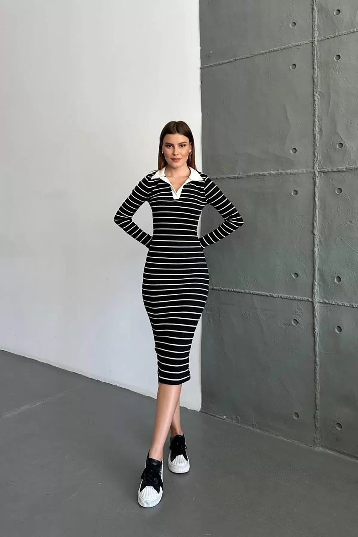 Polo Yaka Siyah Beyaz Çizgili Kaşkorse Midi Elbise