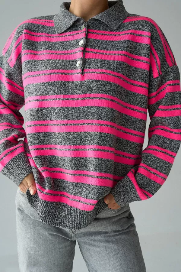 Polo Yaka Siyah Neon Pembe Çizgili Triko Kadın Kazak