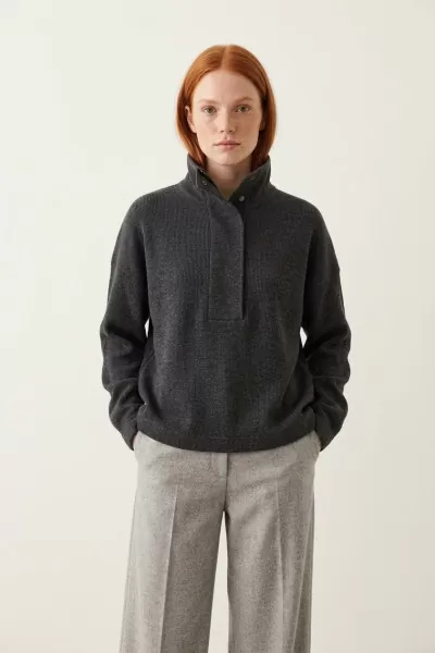 Rahat Kesim Ekru Kaşkorse Kadın Sweatshirt