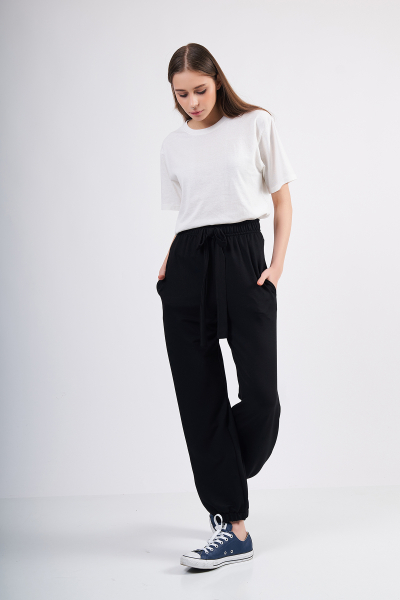 Rahat Kesim Siyah Kadın Pantolon