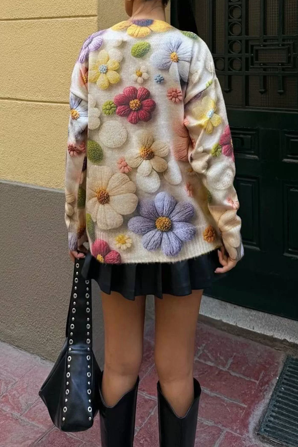 Renkli Çiçek Desenli Triko Kadın Kazak