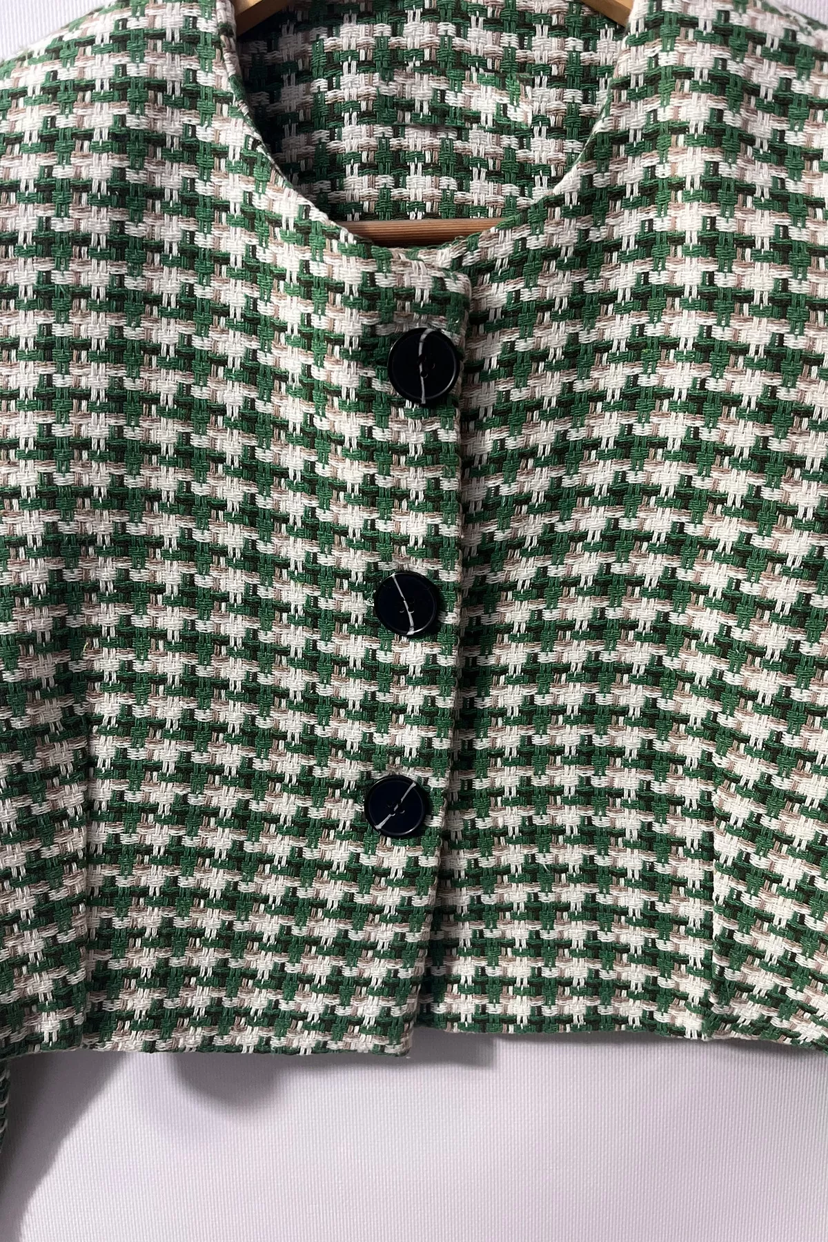 Renkli Desenli Kısa Kadın Ceket