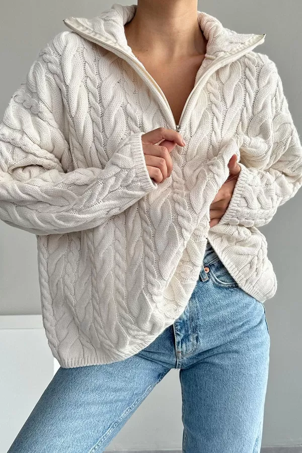 Saç Örgülü Fermuarlı Krem Triko Kadın Kazak