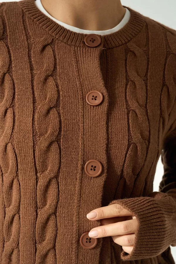 Saç Örgülü Kahverengi Triko Kadın Hırka