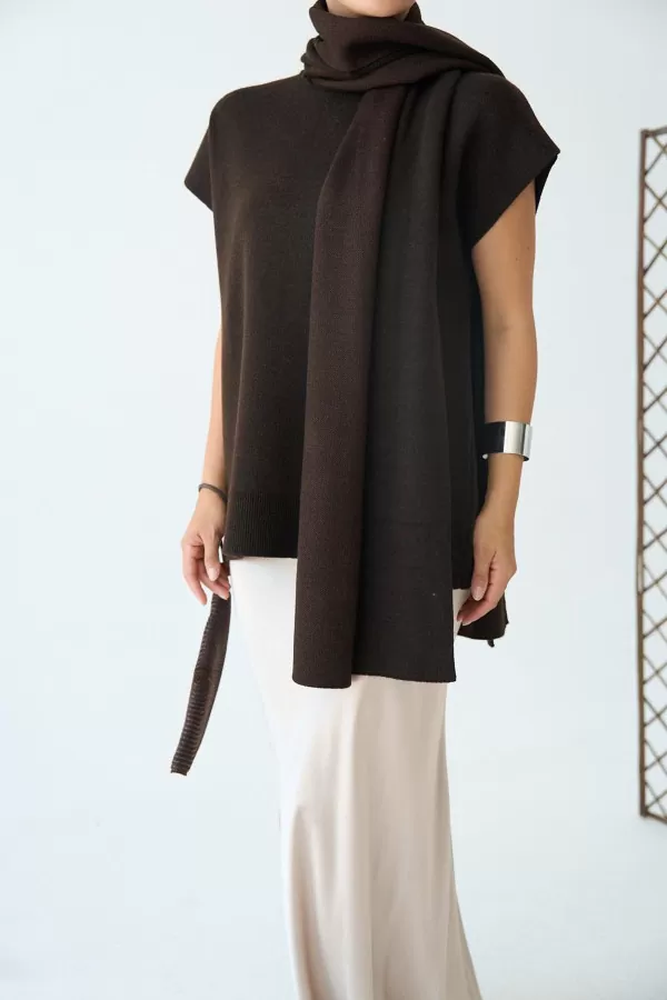 Şal Aksesuarlı Acı Kahve Triko Tunik