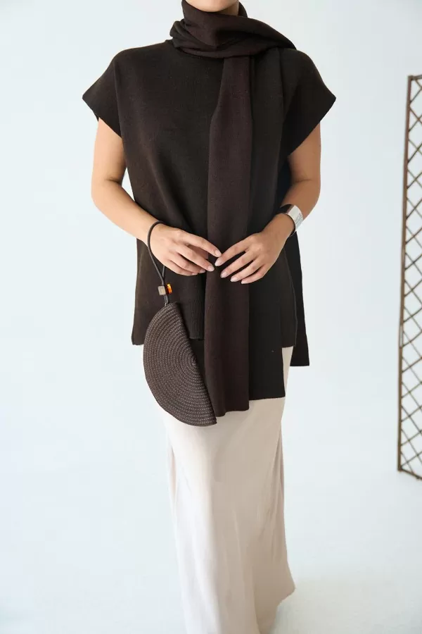 Şal Aksesuarlı Acı Kahve Triko Tunik