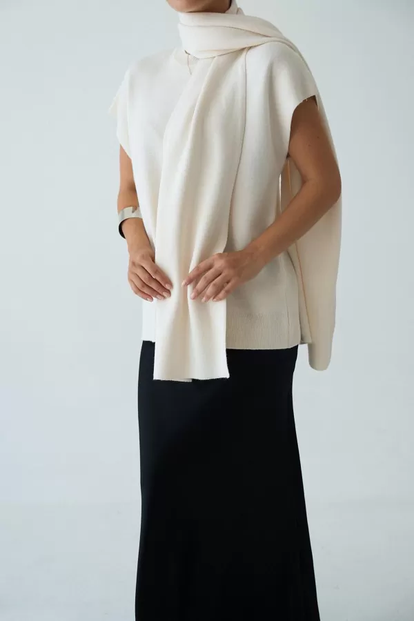 Şal Aksesuarlı Krem Triko Tunik