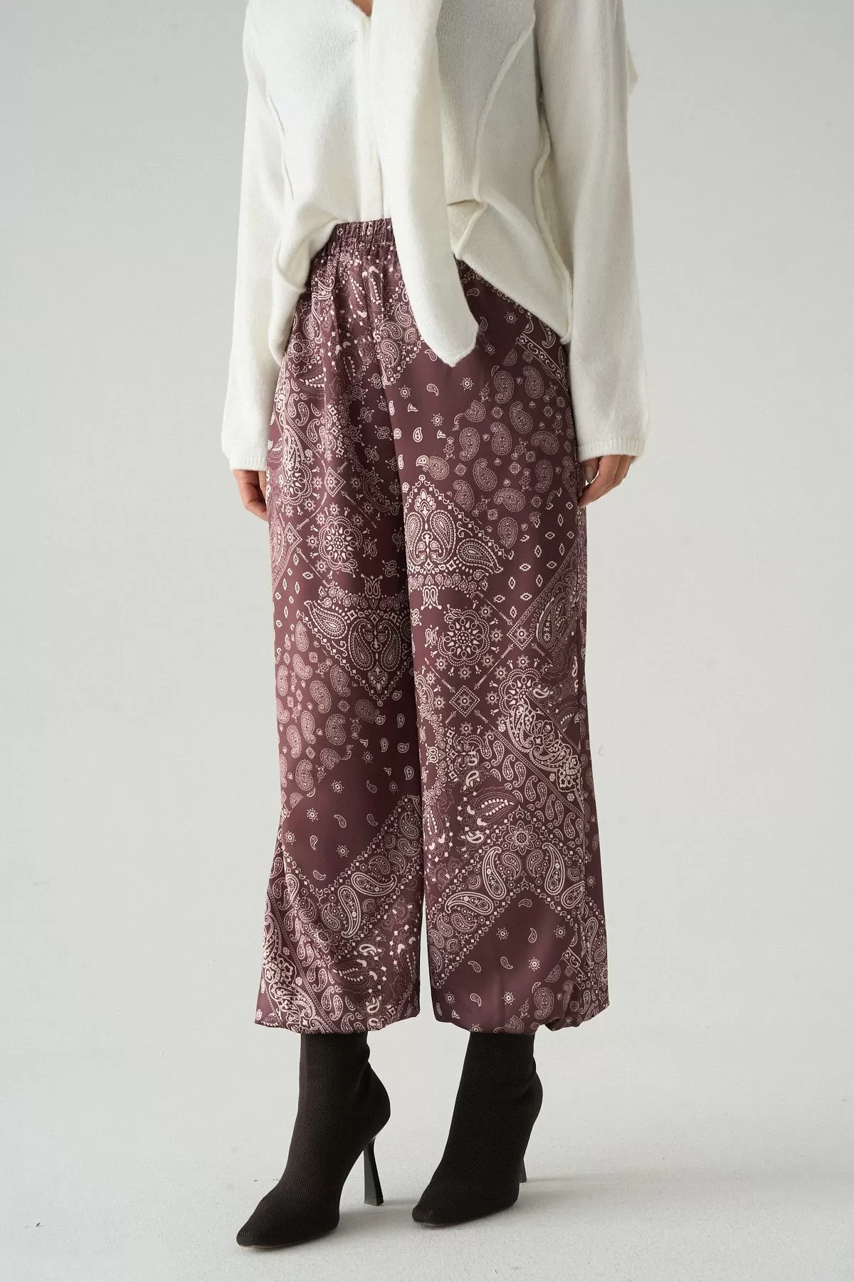 Şal Desenli Kahverengi Kadın Pantolon