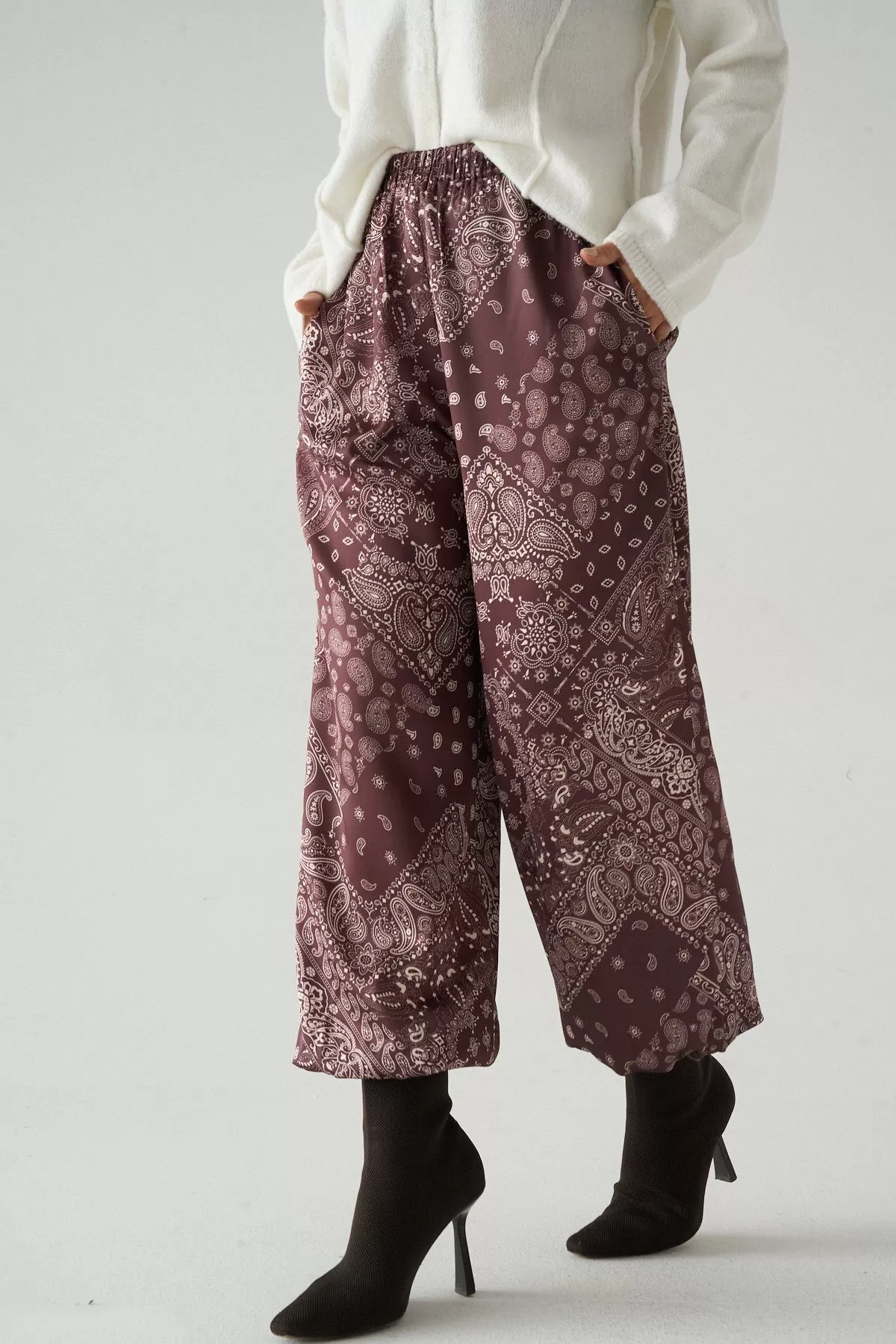 Şal Desenli Kahverengi Kadın Pantolon