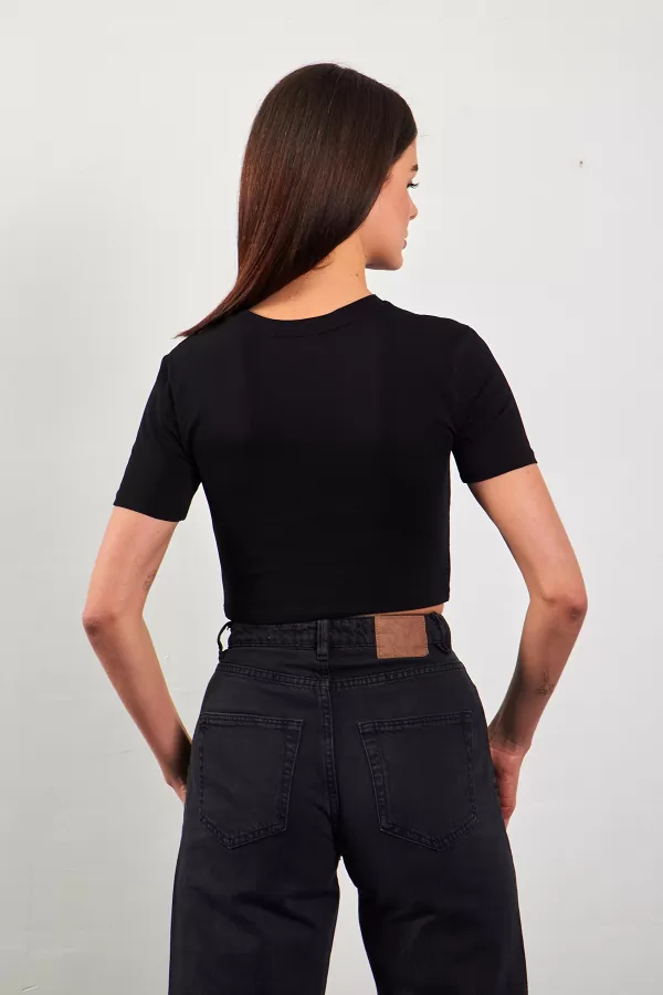 Siyah Beyaz Crop Top Tişört