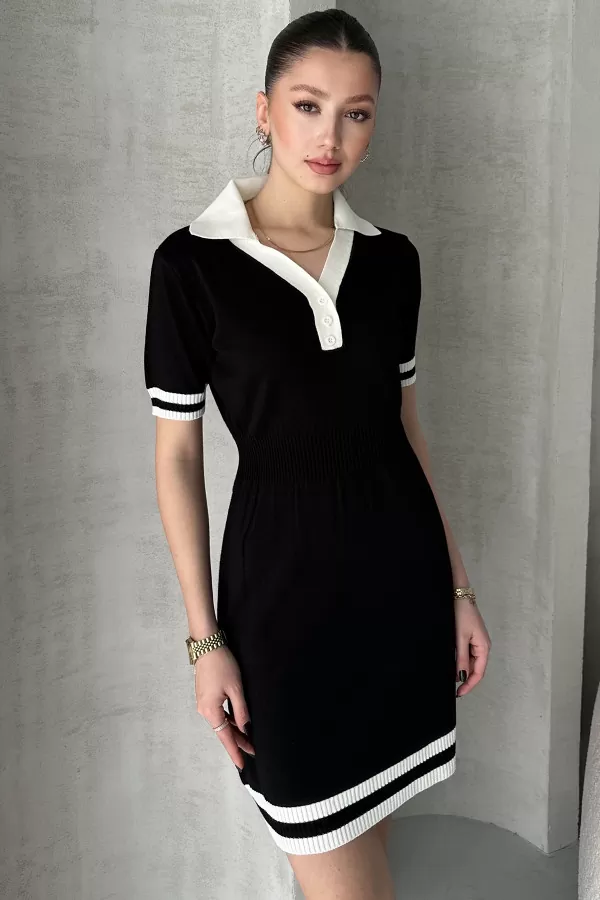 Siyah Beyaz Triko Gömlek Yaka Kısa Elbise