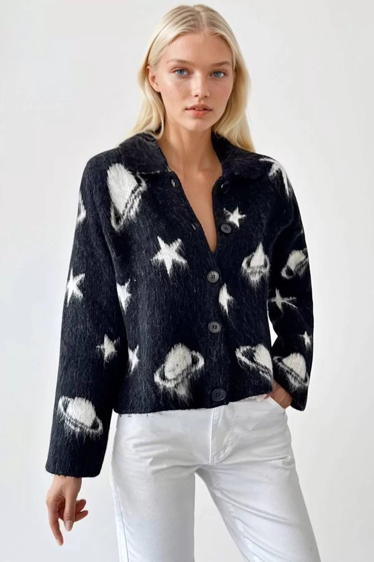 Siyah Beyaz Uzay Desenli Kadın Triko Hırka