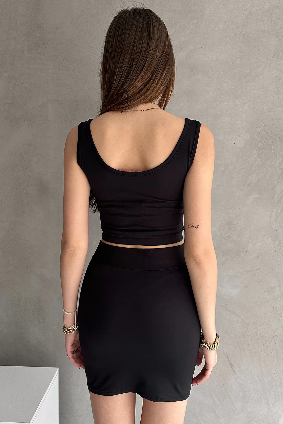 Siyah Dalgıç Kumaş Mini Etek Crop Bluz İkili Takım