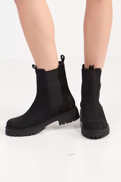 Siyah Deri Kadın Bot