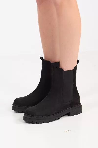 Siyah Deri Kadın Bot