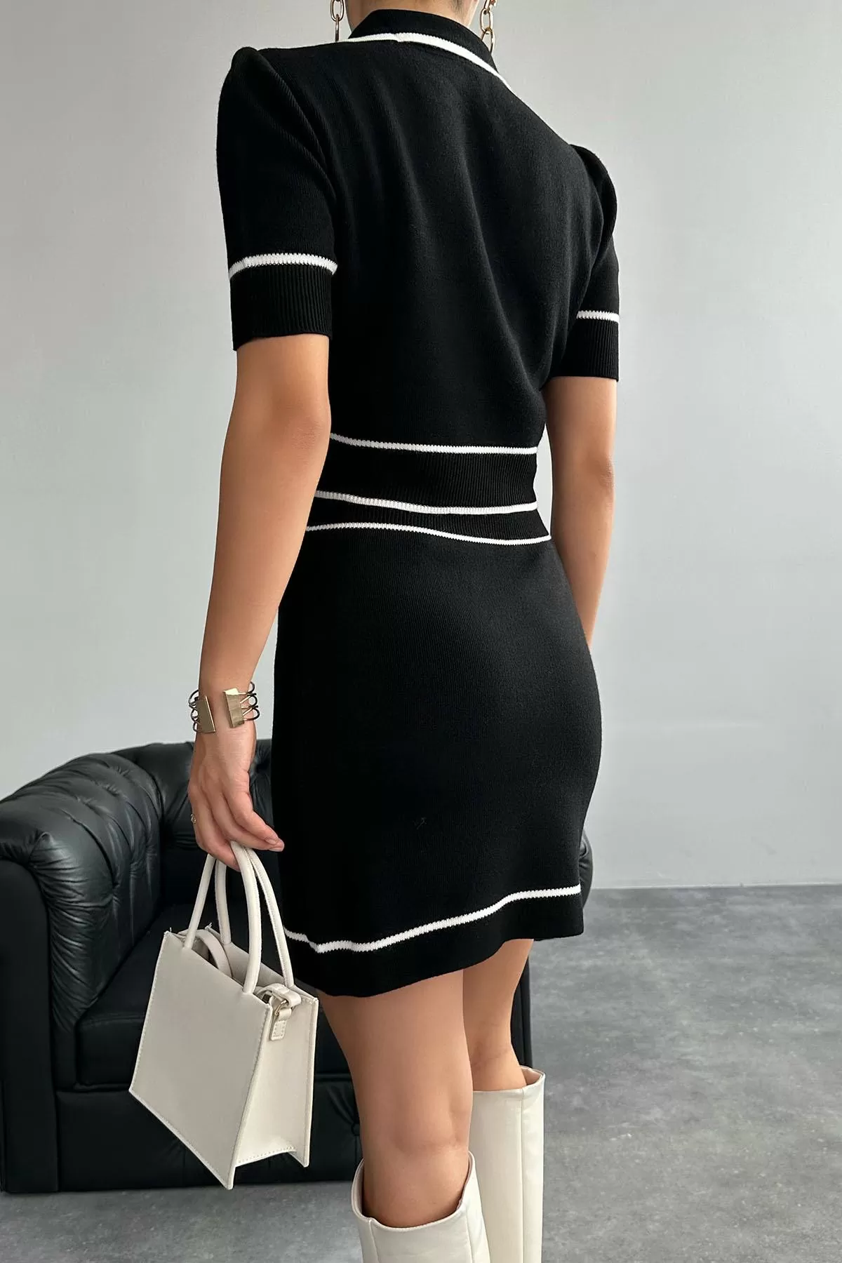 Siyah Krem Kısa Etek Bluz Alt Üst Takım