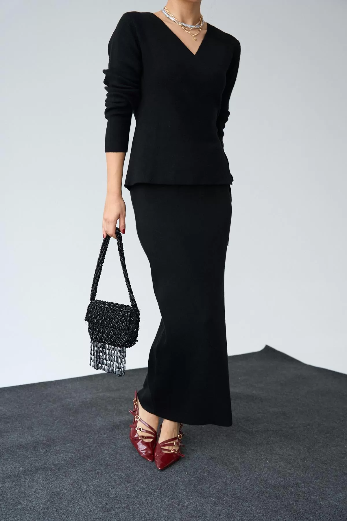 Siyah Kruvaze Yandan Bağlamalı Etekli Takım