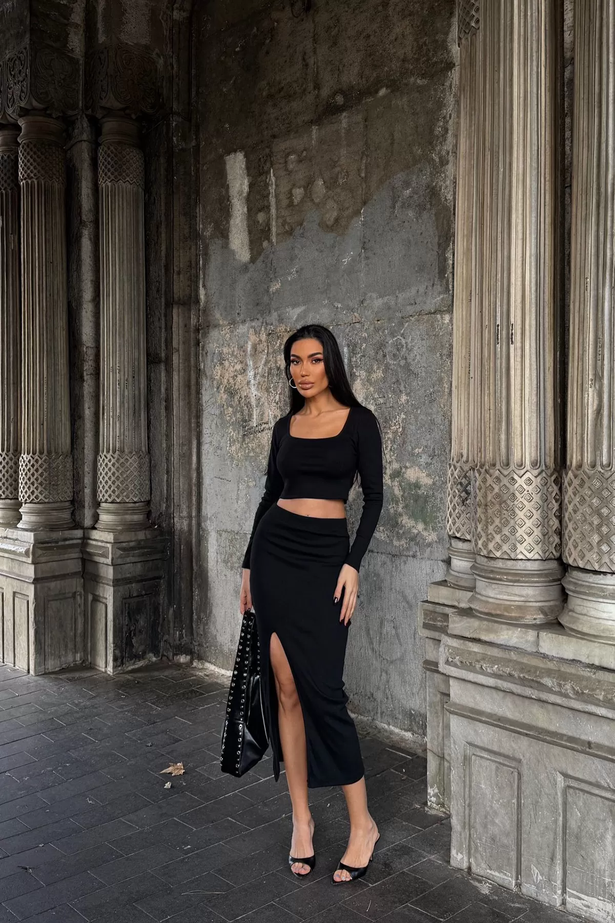 Siyah Pamuklu Yırtmaçlı Etek Crop Bluz Alt Üst Takım